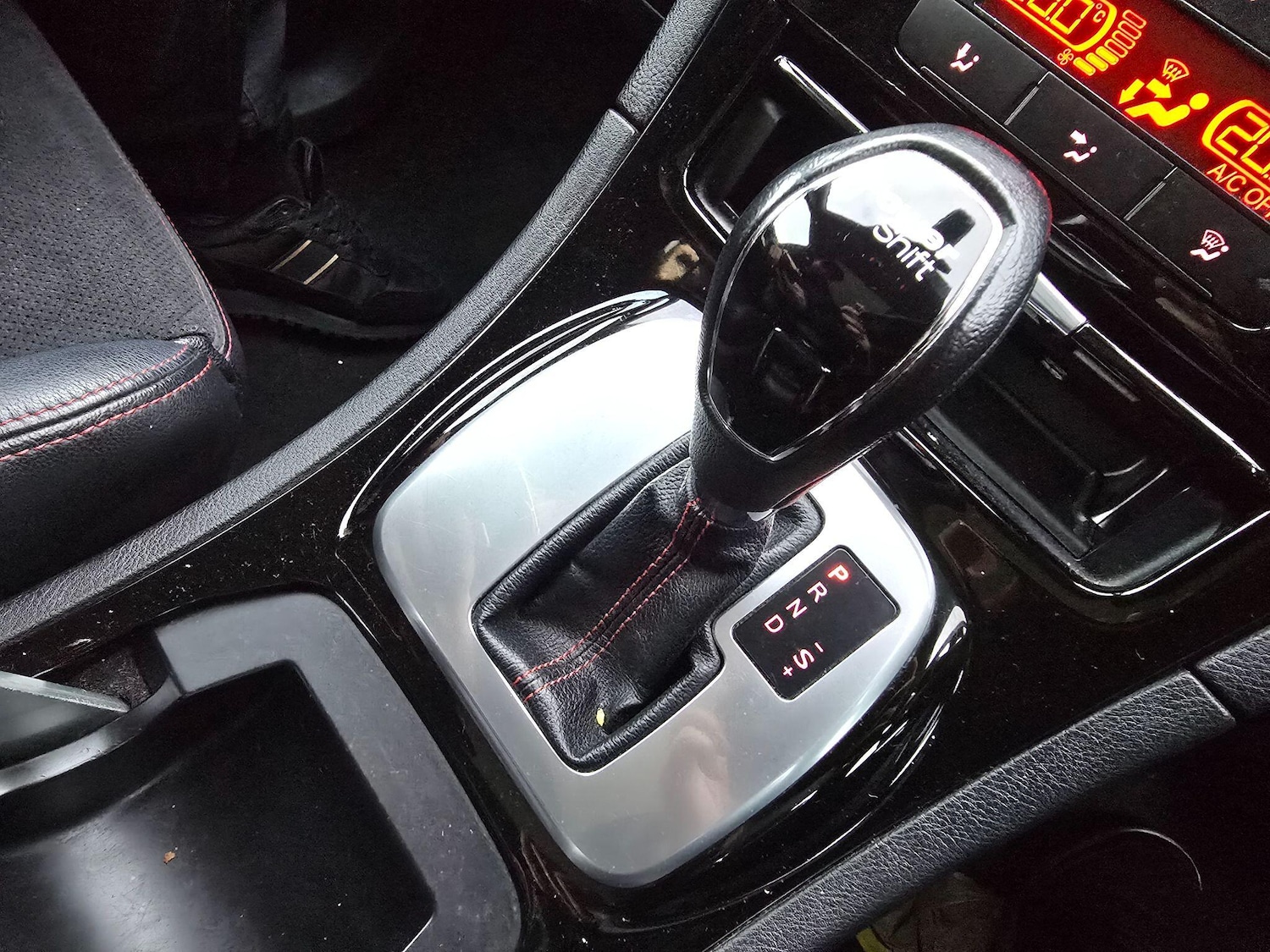 Used Ford S-Max 2016 for sale - 78047492: Photo 23