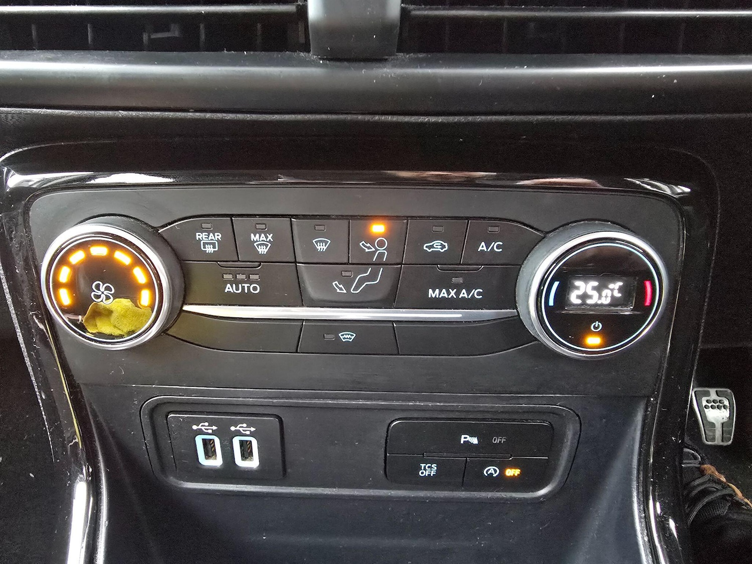 Used Ford Ecosport 2018 for sale - 78048188: Photo 24