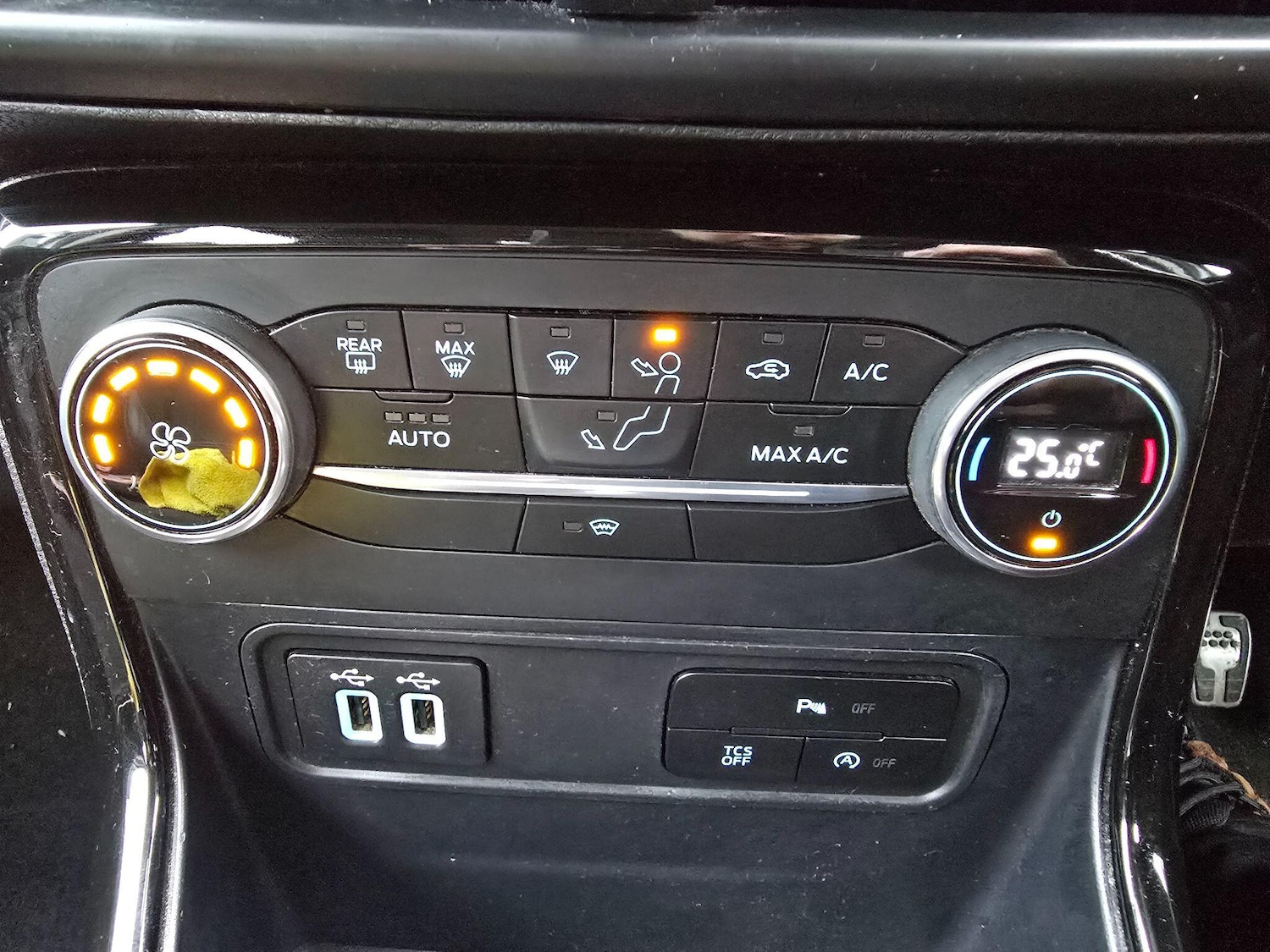 Used Ford Ecosport 2018 for sale - 78048188: Photo 25