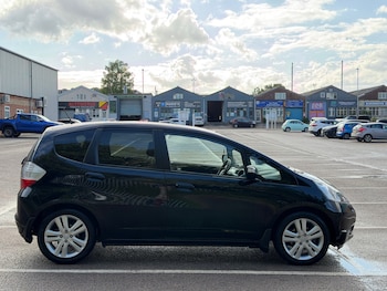 Used Honda Jazz 2010 for sale - 78566052: Photo