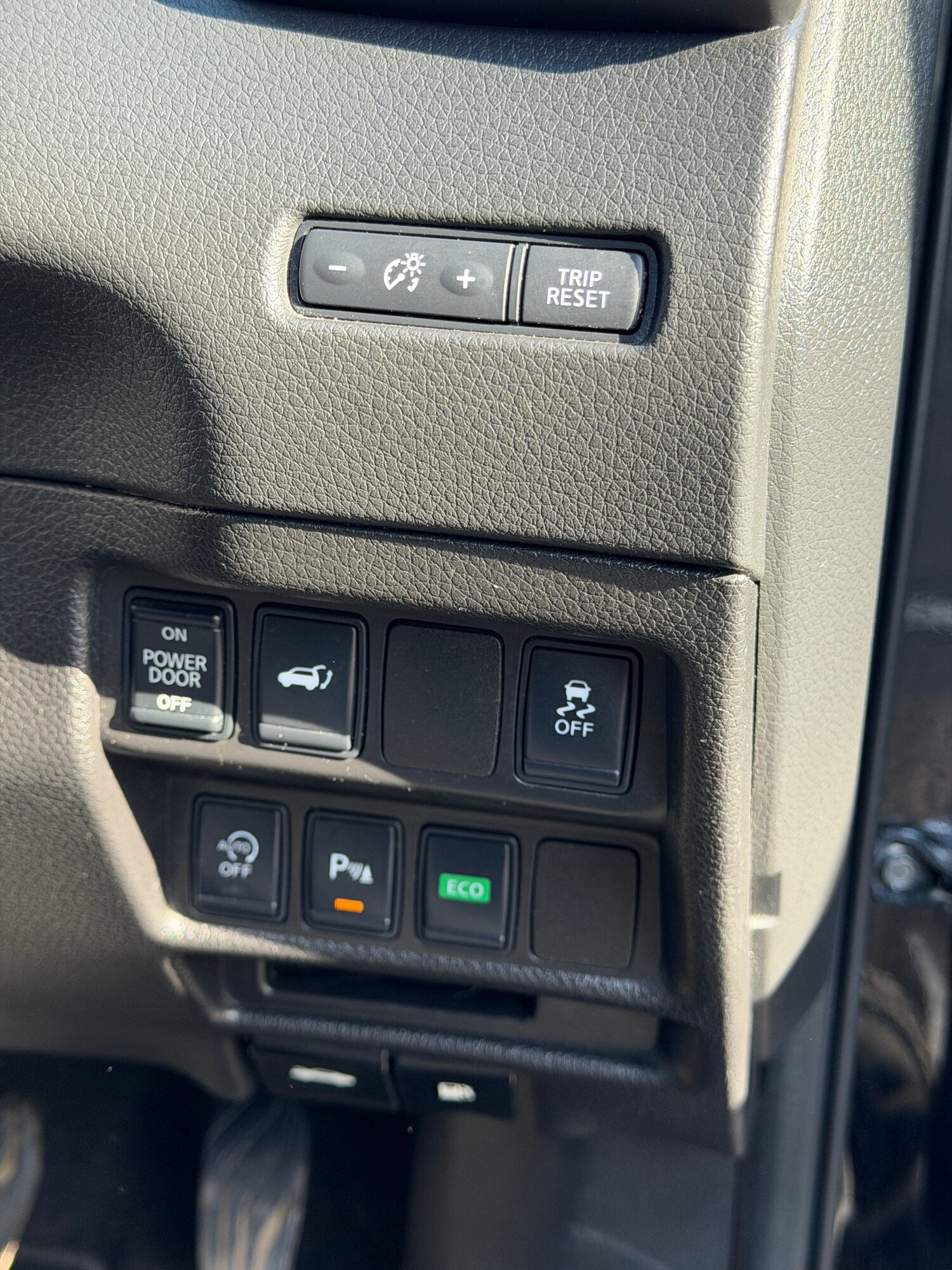 Used Nissan X-Trail 2016 for sale - 78177449: Photo 24