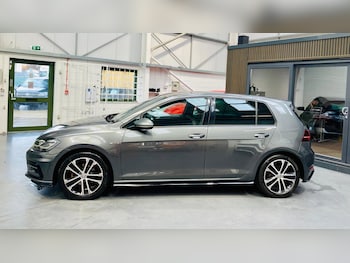 Used Volkswagen Golf 2017 for sale - 77538084: Photo