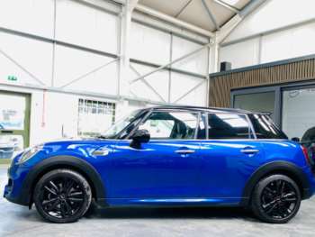 Used MINI Hatch 2019 for sale - 74935851: Photo