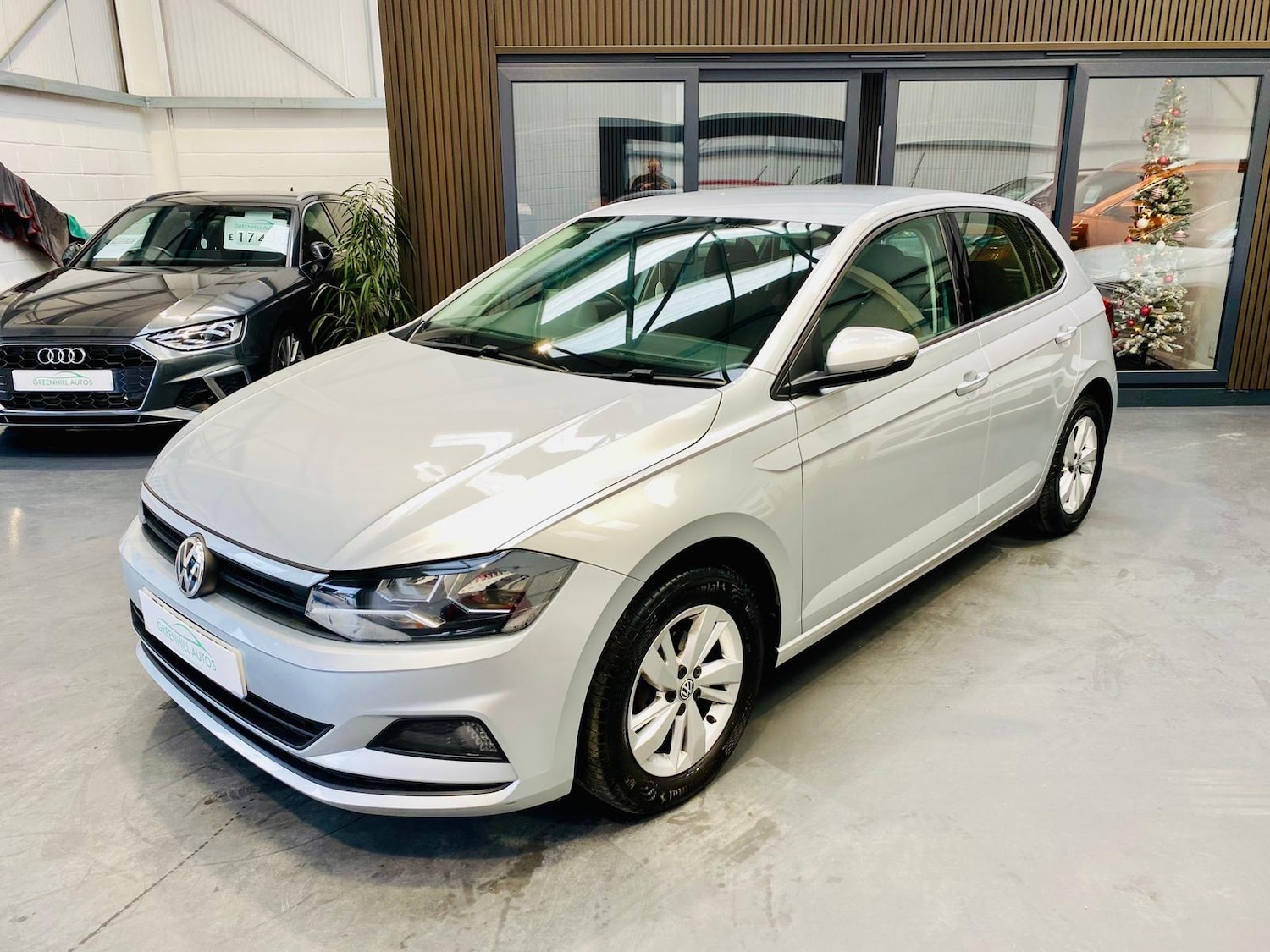 Used Volkswagen Polo 2018 for sale - 77040824: Photo 14