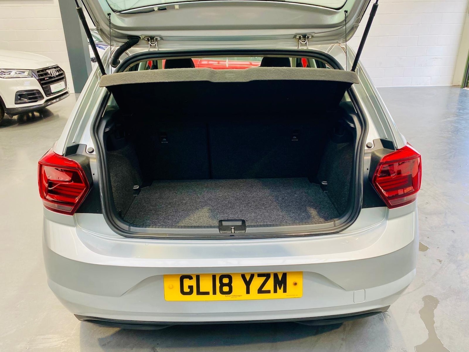 Used Volkswagen Polo 2018 for sale - 77040824: Photo 20