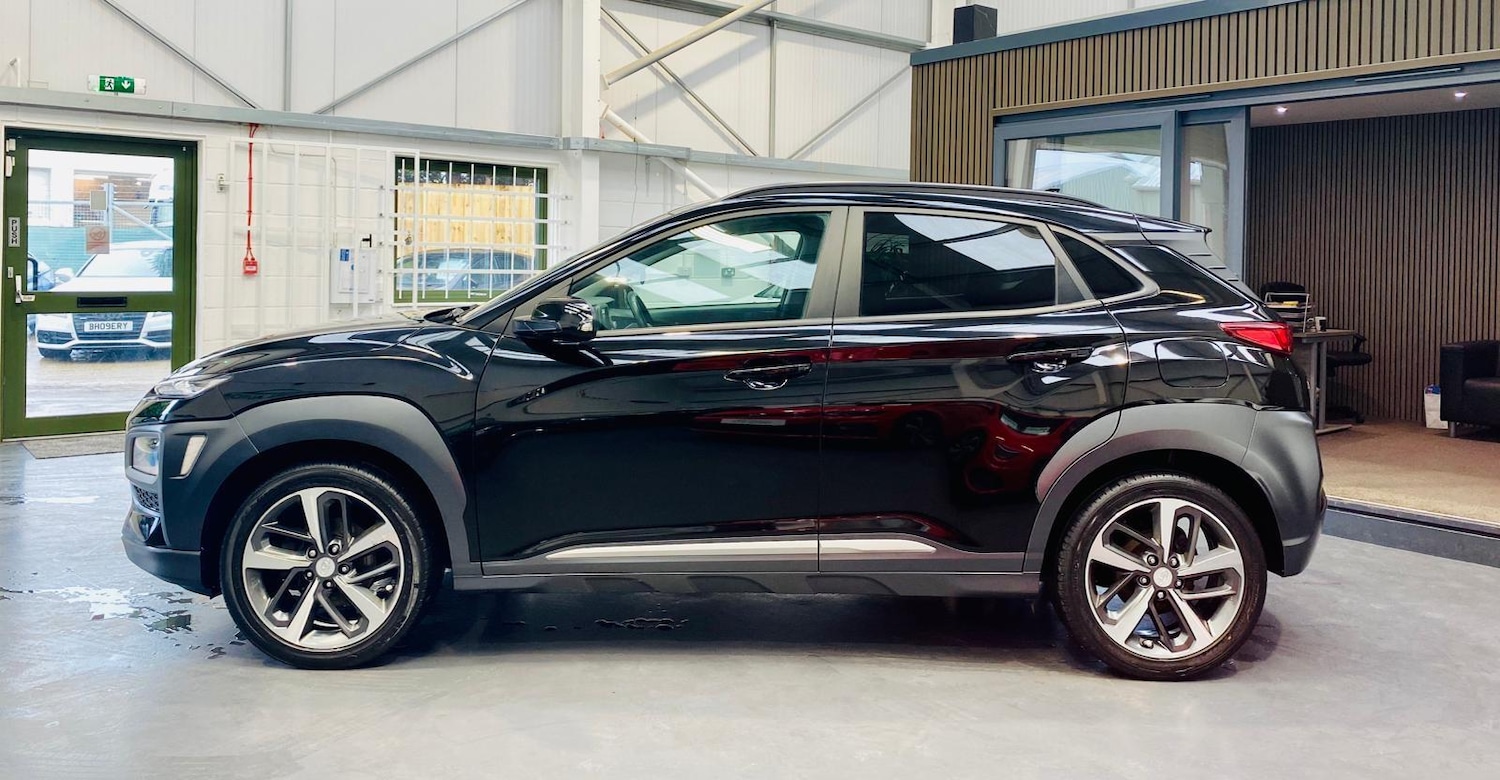 Used Hyundai KONA 2020 for sale - 76409232: Photo 2