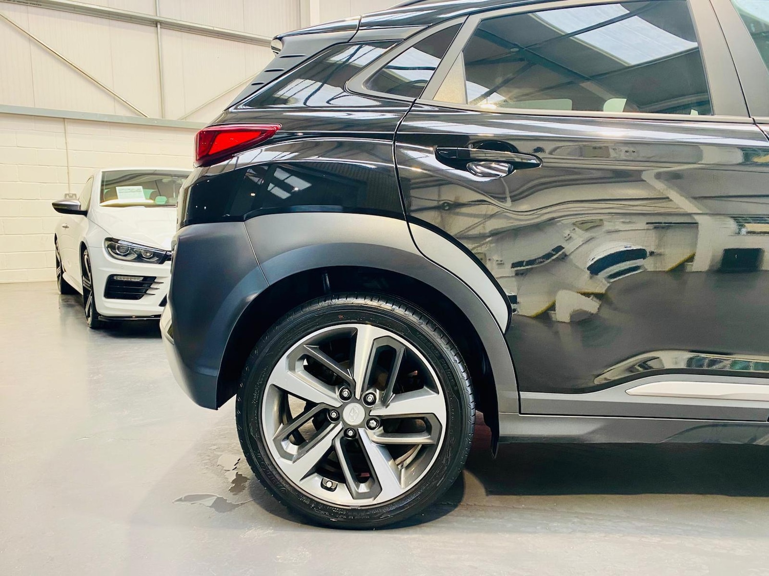 Used Hyundai KONA 2020 for sale - 76409232: Photo 24