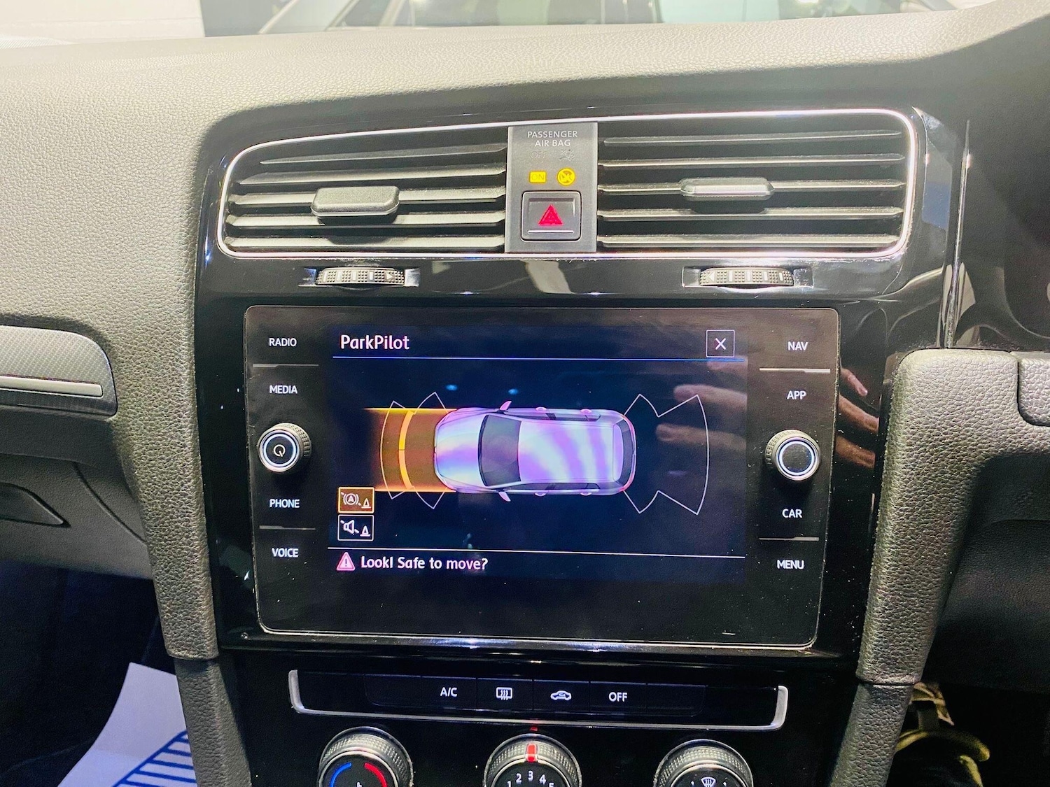 Used Volkswagen Golf 2018 for sale - 76781653: Photo 29