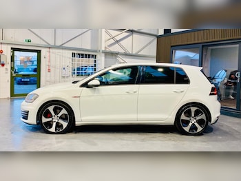Used Volkswagen Golf 2014 for sale - 76899182: Photo