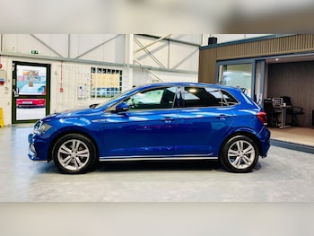 Used Volkswagen Polo 2018 for sale - 76326541: Photo 2