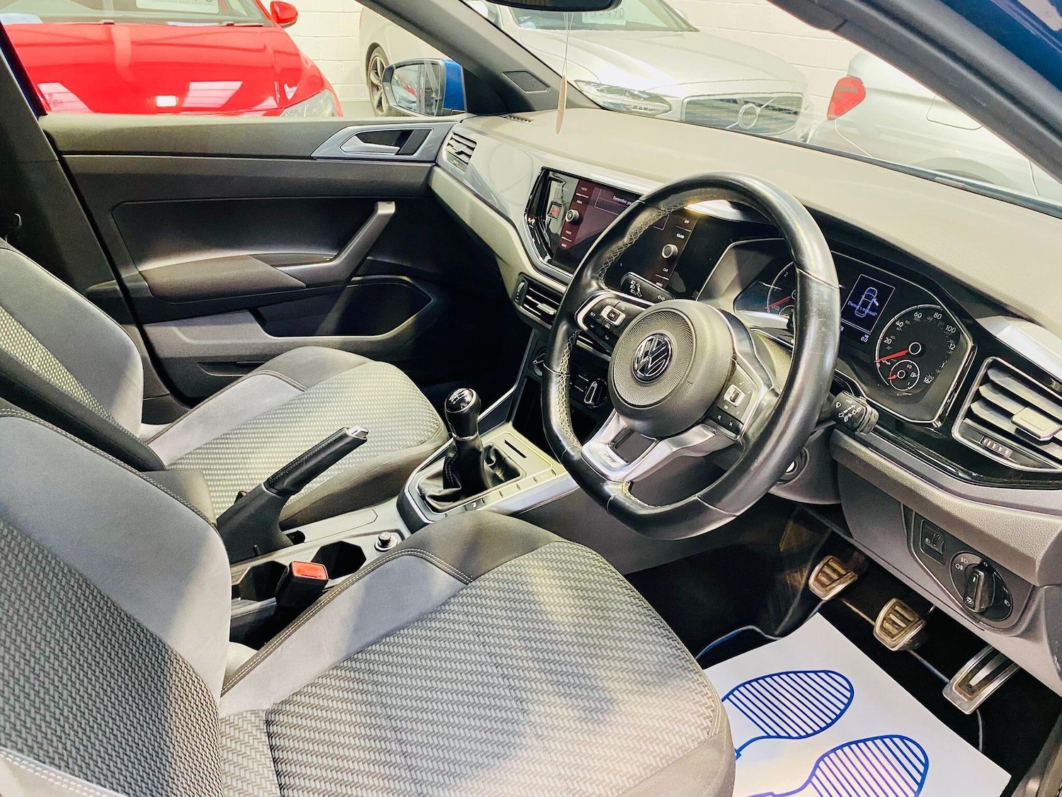 Used Volkswagen Polo 2018 for sale - 76326541: Photo 9