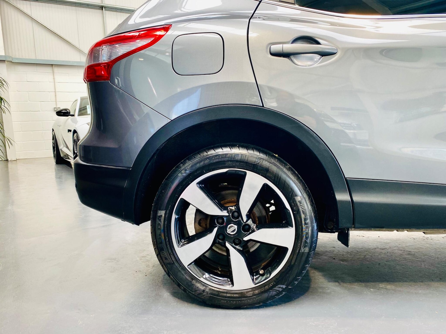 Used Nissan Qashqai 2015 for sale - 76042897: Photo 24