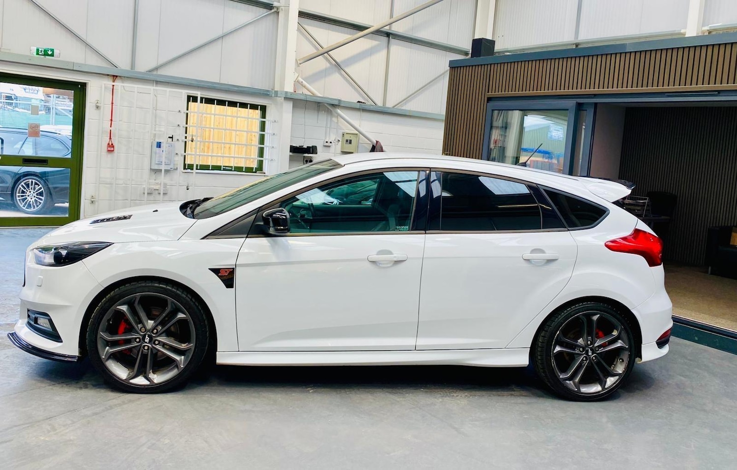 Used Ford Focus 2016 for sale - 78100469: Photo 2