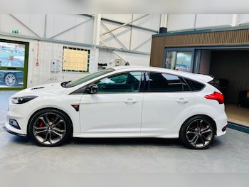 Used Ford Focus 2016 for sale - 78100469: Photo