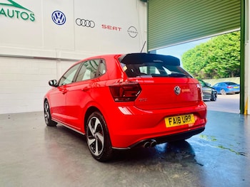 Used Volkswagen Polo 2018 for sale - 76042241: Photo 3