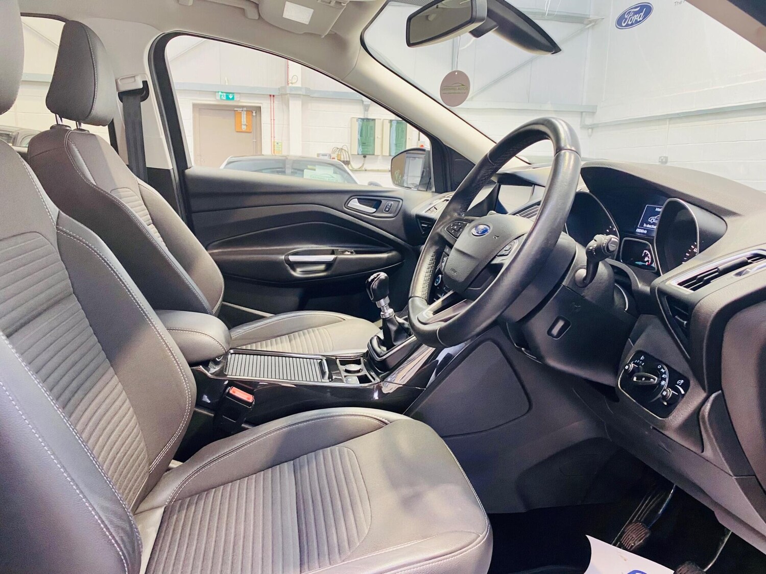 Used Ford Kuga 2017 for sale - 76042069: Photo 30