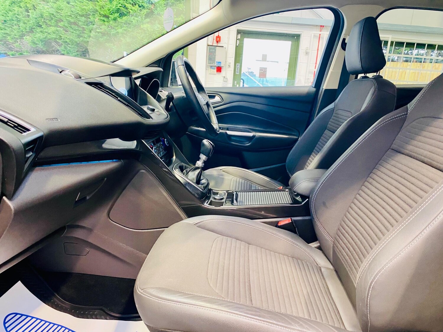 Used Ford Kuga 2017 for sale - 76042069: Photo 32
