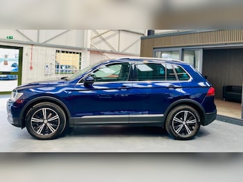 Used Volkswagen Tiguan 2017 for sale - 77550474: Photo