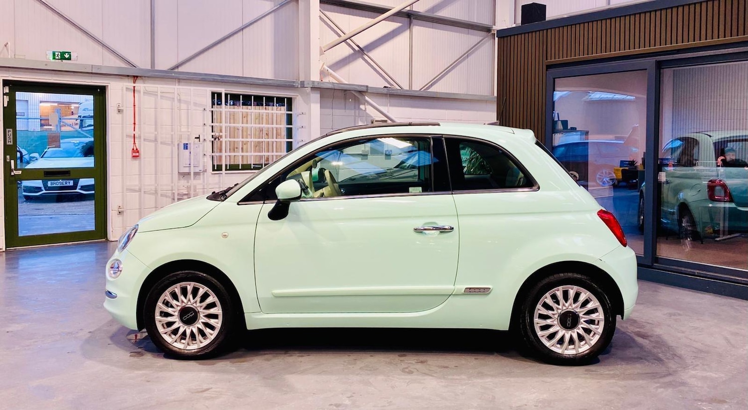 Used Fiat 500 2016 for sale - 77203375: Photo 2