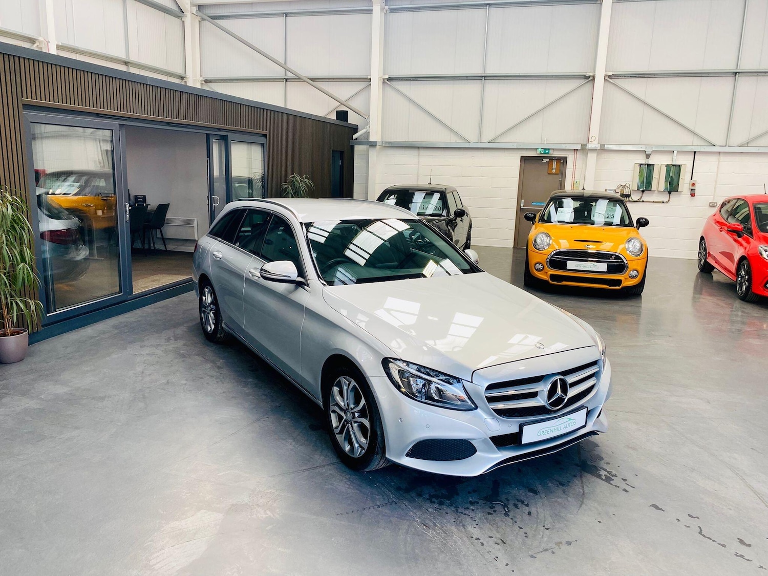 Used Mercedes-Benz C Class 2015 for sale - 77970439: Photo 27