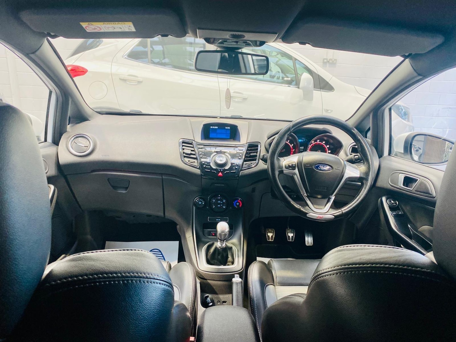 Used Ford Fiesta 2014 for sale - 76370290: Photo 11