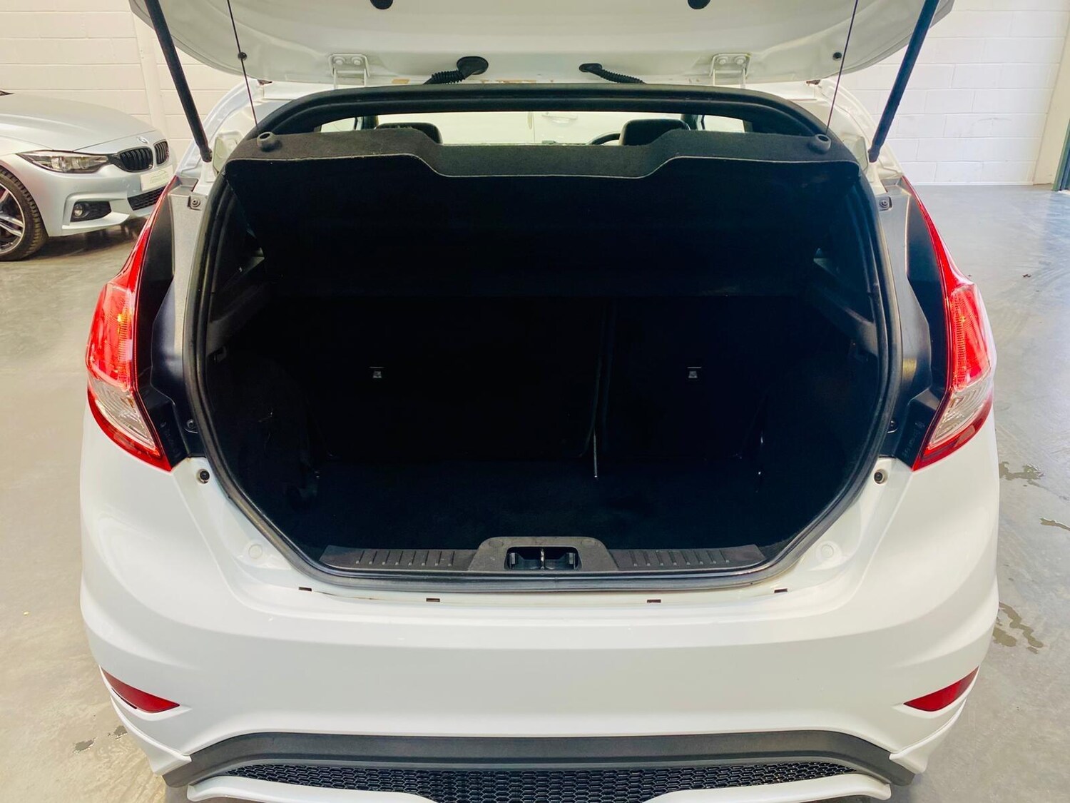 Used Ford Fiesta 2014 for sale - 76370290: Photo 20