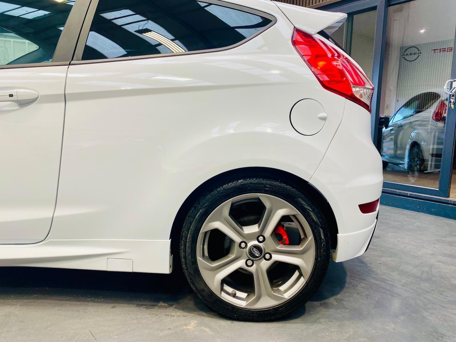 Used Ford Fiesta 2014 for sale - 76370290: Photo 25