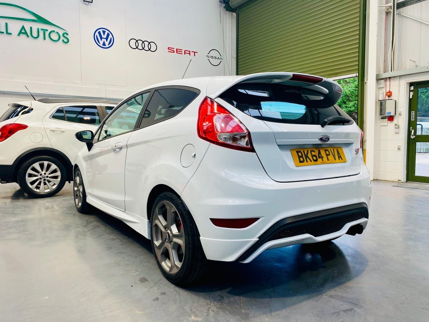 Used Ford Fiesta 2014 for sale - 76370290: Photo 3