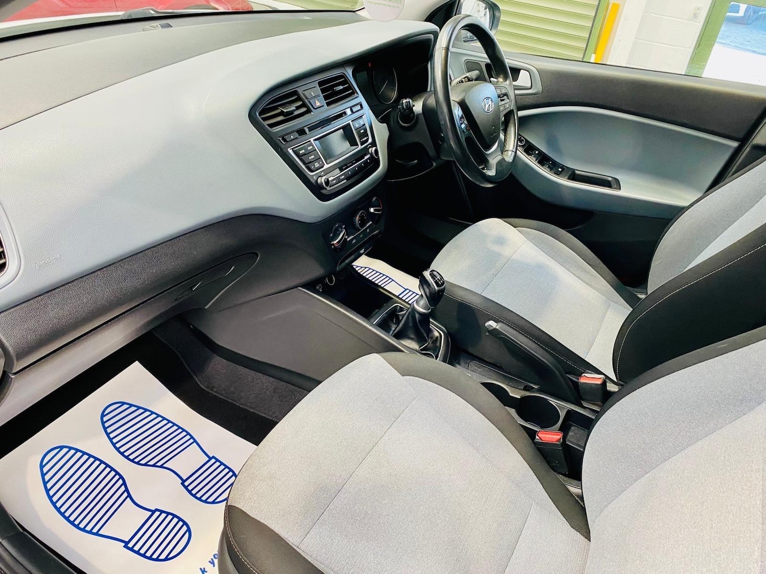 Used Hyundai i20 2016 for sale - 76612842: Photo 9