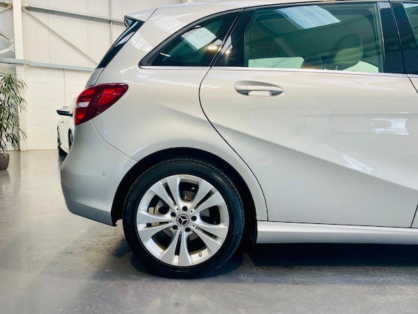 Used Mercedes-Benz B Class 2017 for sale - 76326743: Photo 24