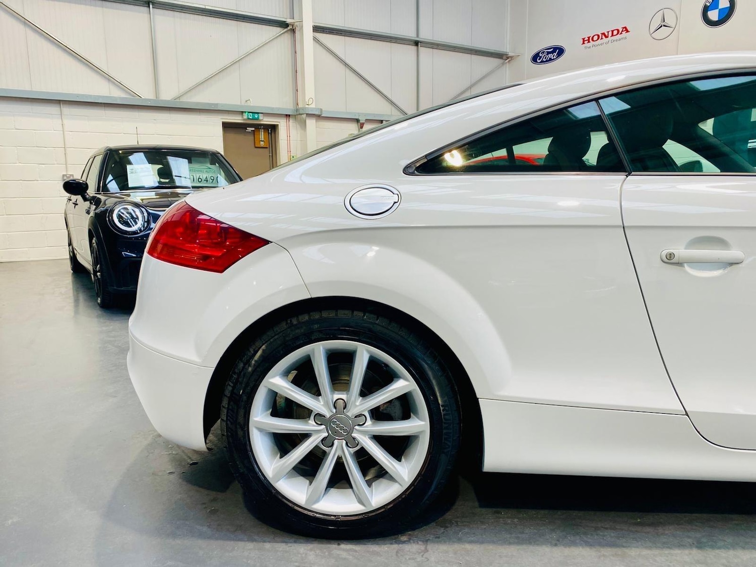 Used Audi TT 2011 for sale - 77908551: Photo 24