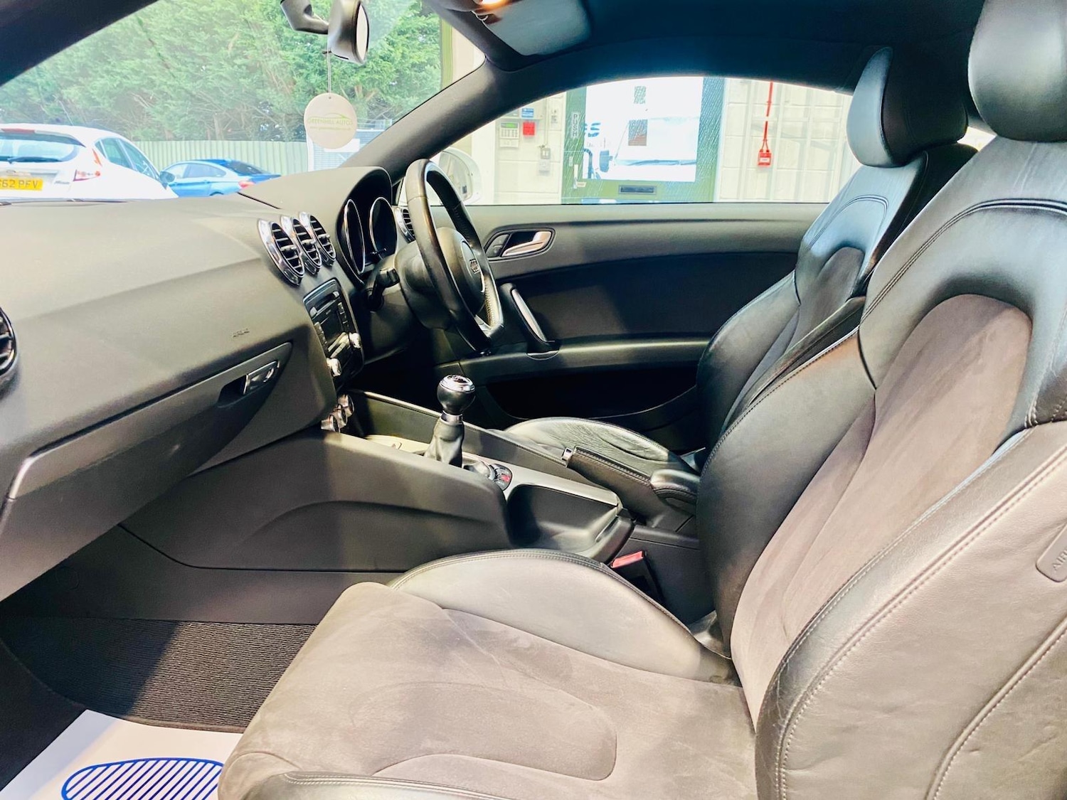 Used Audi TT 2011 for sale - 77908551: Photo 29