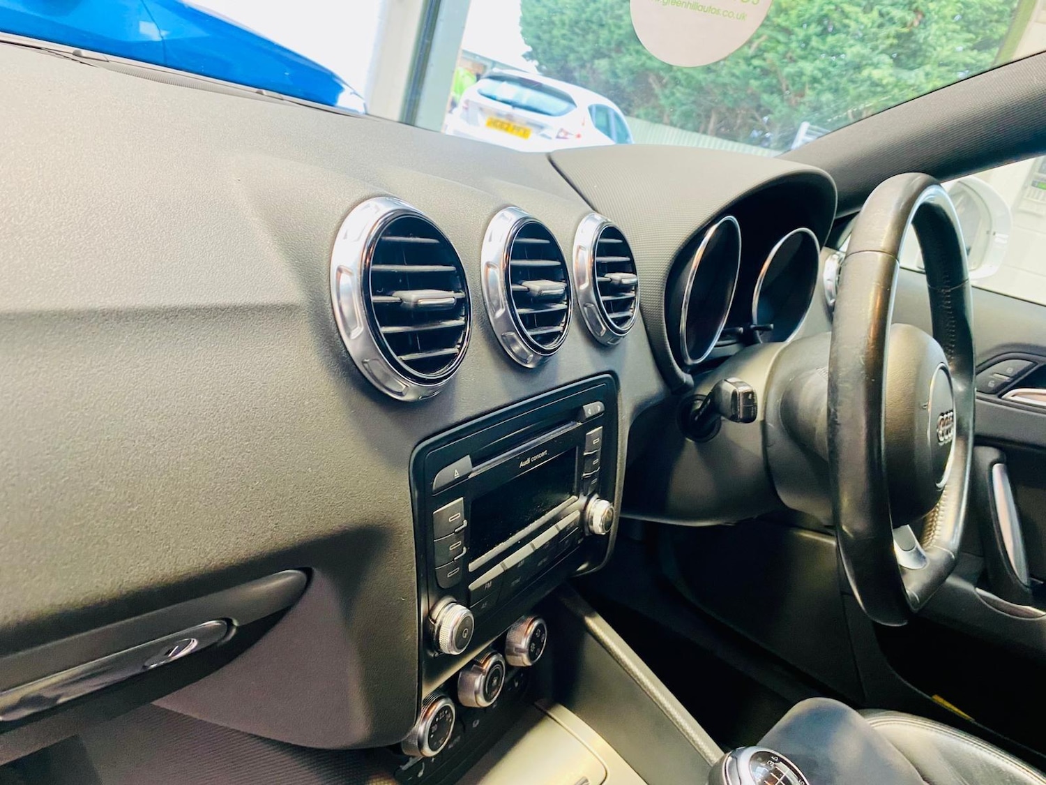 Used Audi TT 2011 for sale - 77908551: Photo 32