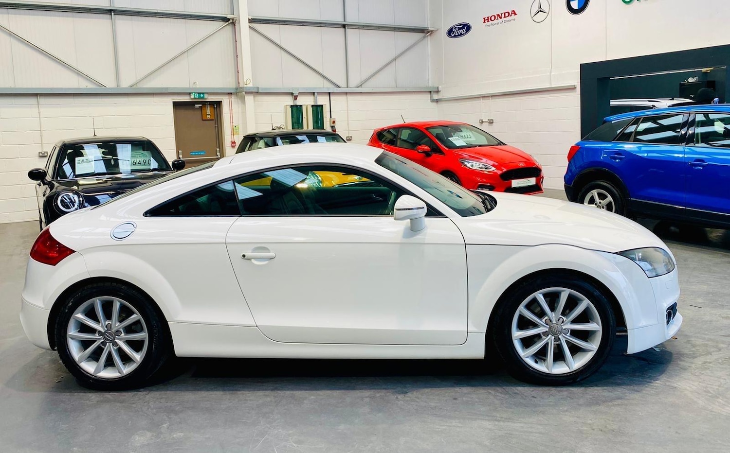 Used Audi TT 2011 for sale - 77908551: Photo 6