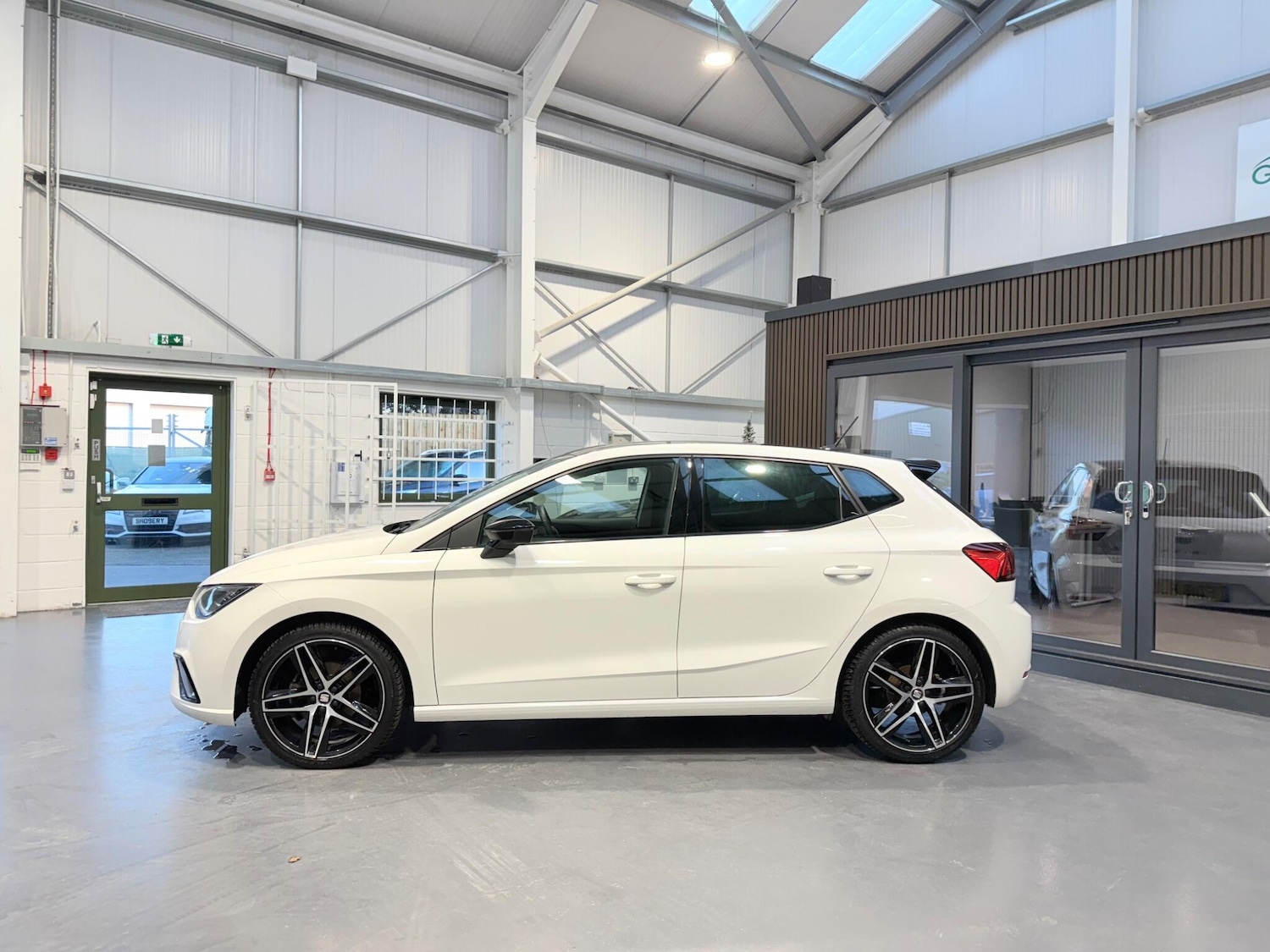 Used SEAT Ibiza 2018 for sale - 76824730: Photo 2