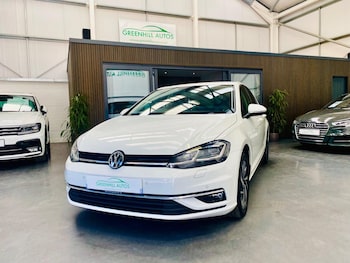 Volkswagen - Golf