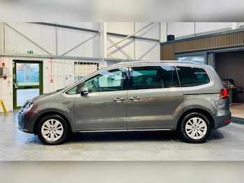 Used Volkswagen Sharan 2016 for sale - 77456396: Photo