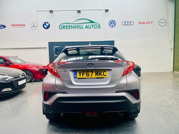 Used Toyota C-HR 2017 for sale - 78574081: Photo