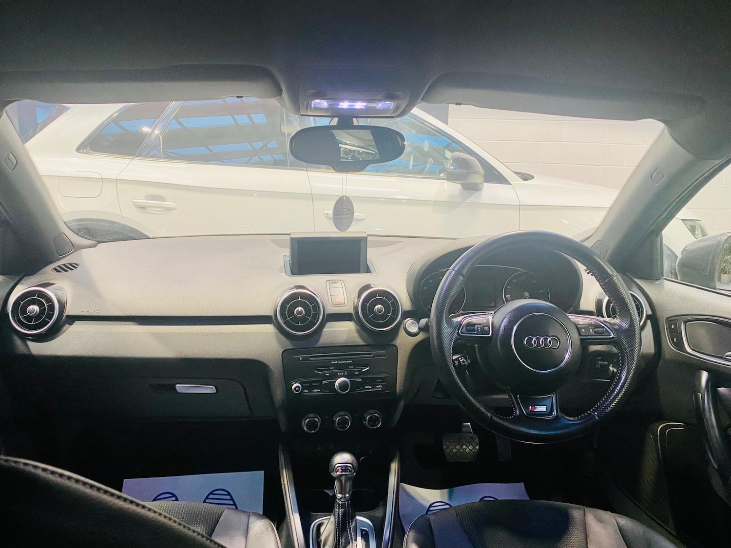 Used Audi A1 for sale - 76728434: Photo 11