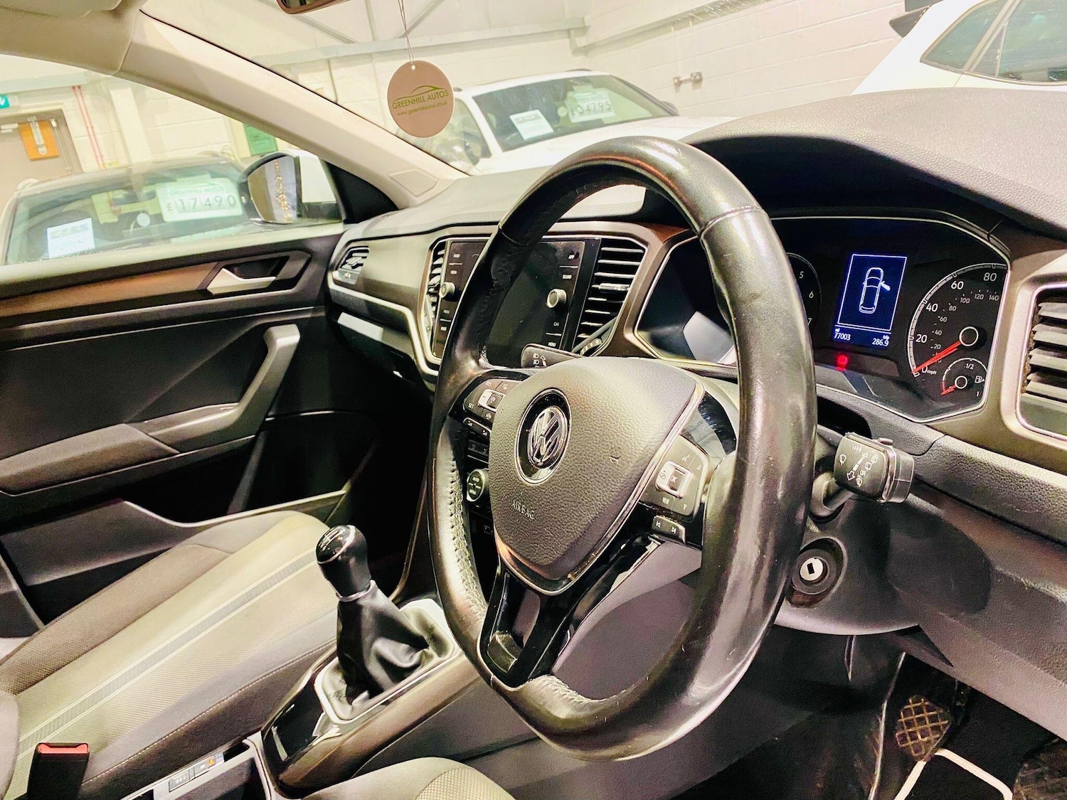 Used Volkswagen T-Roc 2018 for sale - 76899549: Photo 13