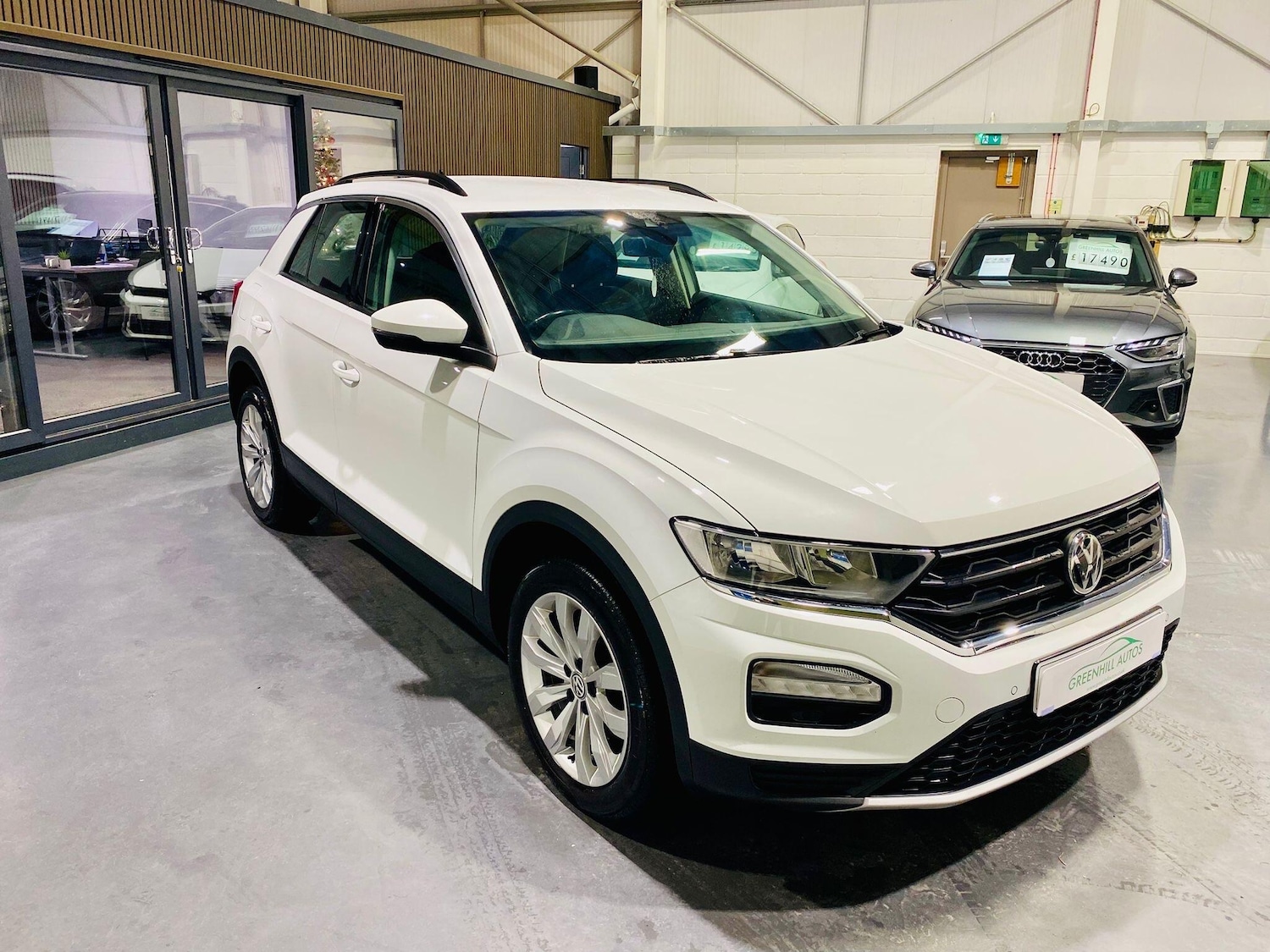 Used Volkswagen T-Roc 2018 for sale - 76899549: Photo 16