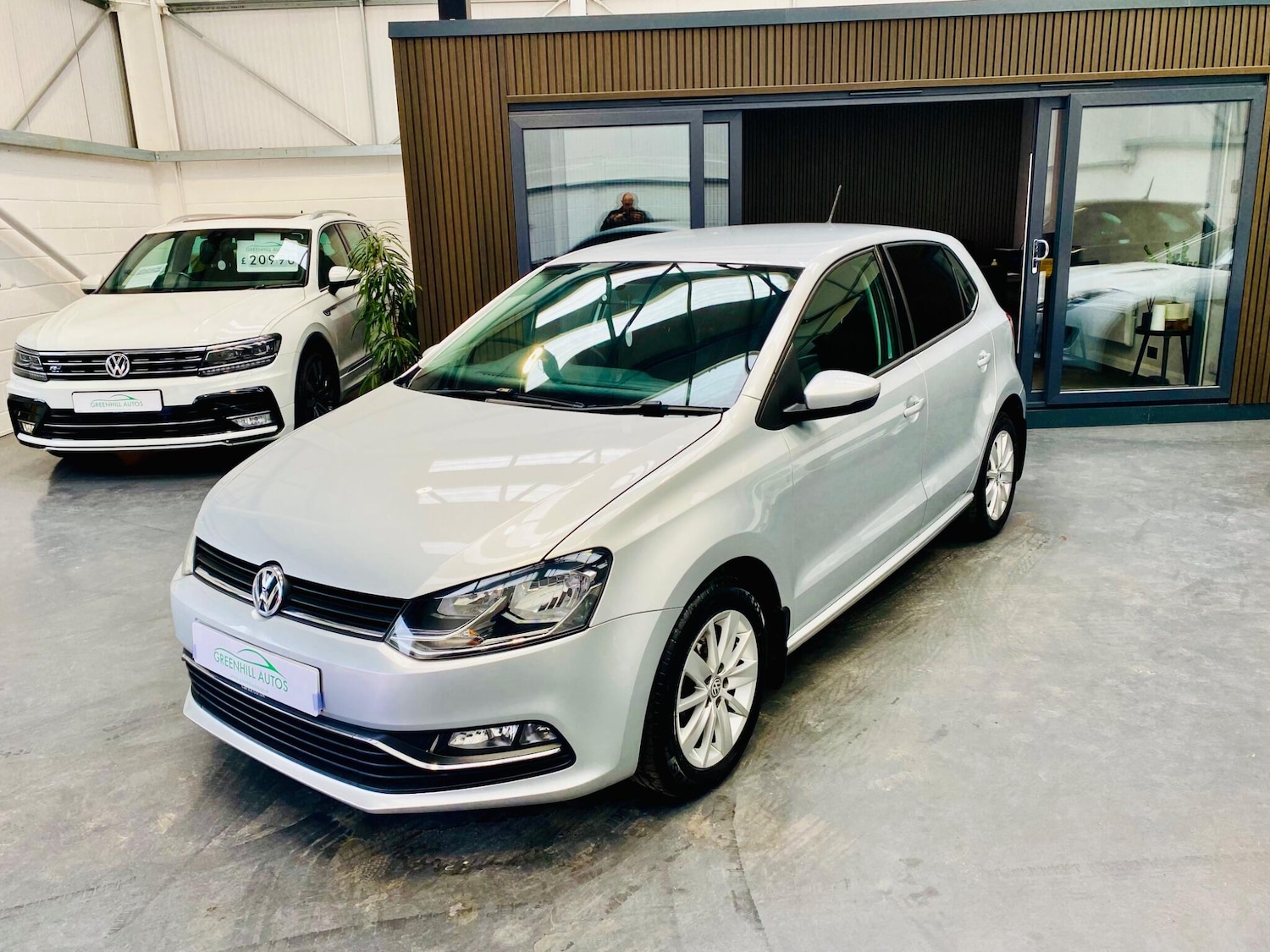 Used Volkswagen Polo 2016 for sale - 76121785: Photo 14