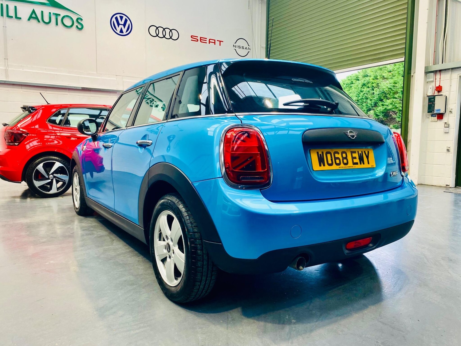 Used MINI Hatch 2018 for sale - 76214113: Photo 3