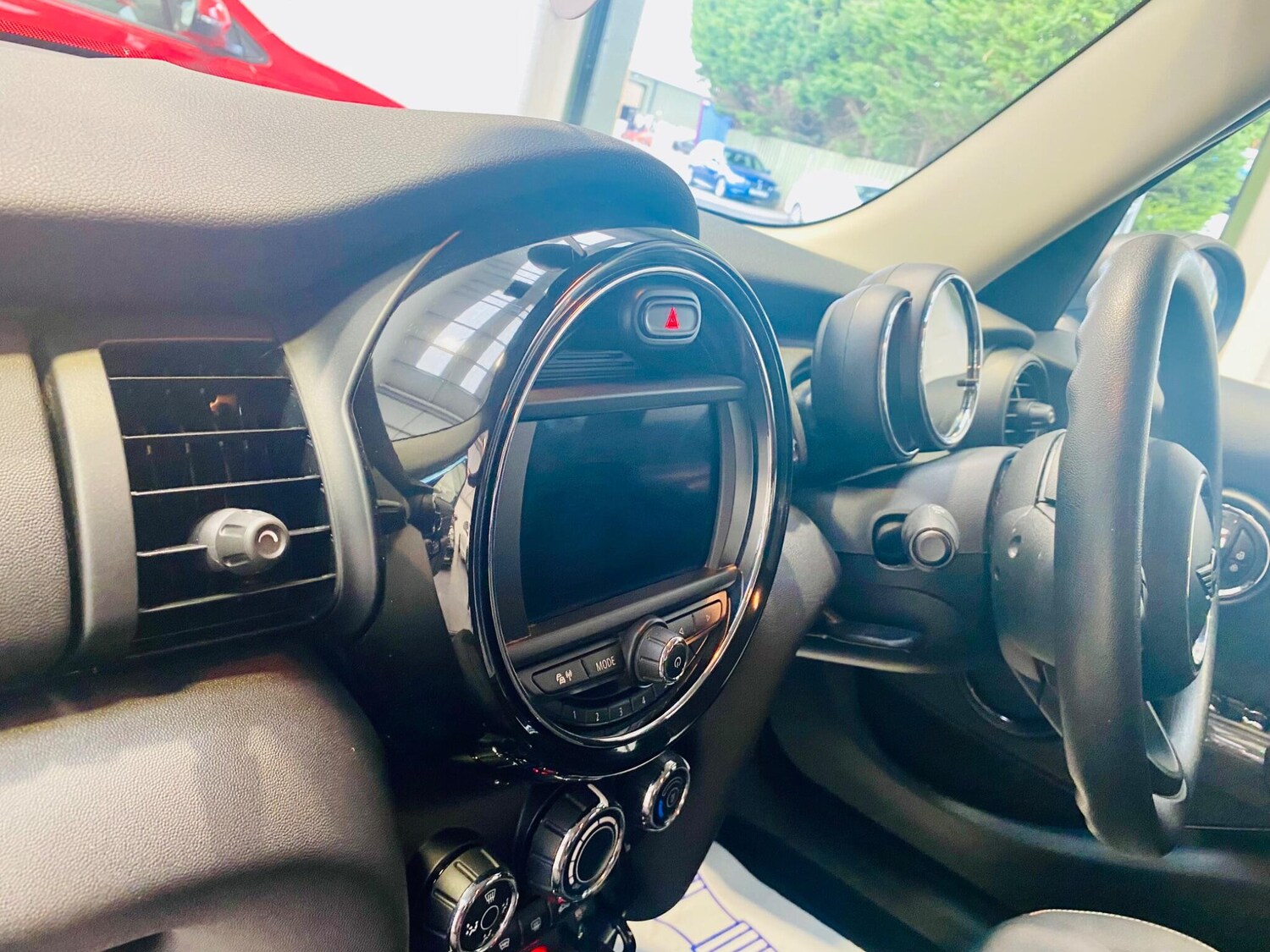 Used MINI Hatch 2018 for sale - 76214113: Photo 32