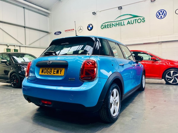 Used MINI Hatch 2018 for sale - 76214113: Photo 5