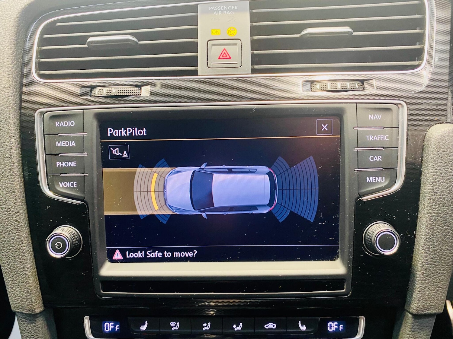 Used Volkswagen Golf for sale - 76727327: Photo 28