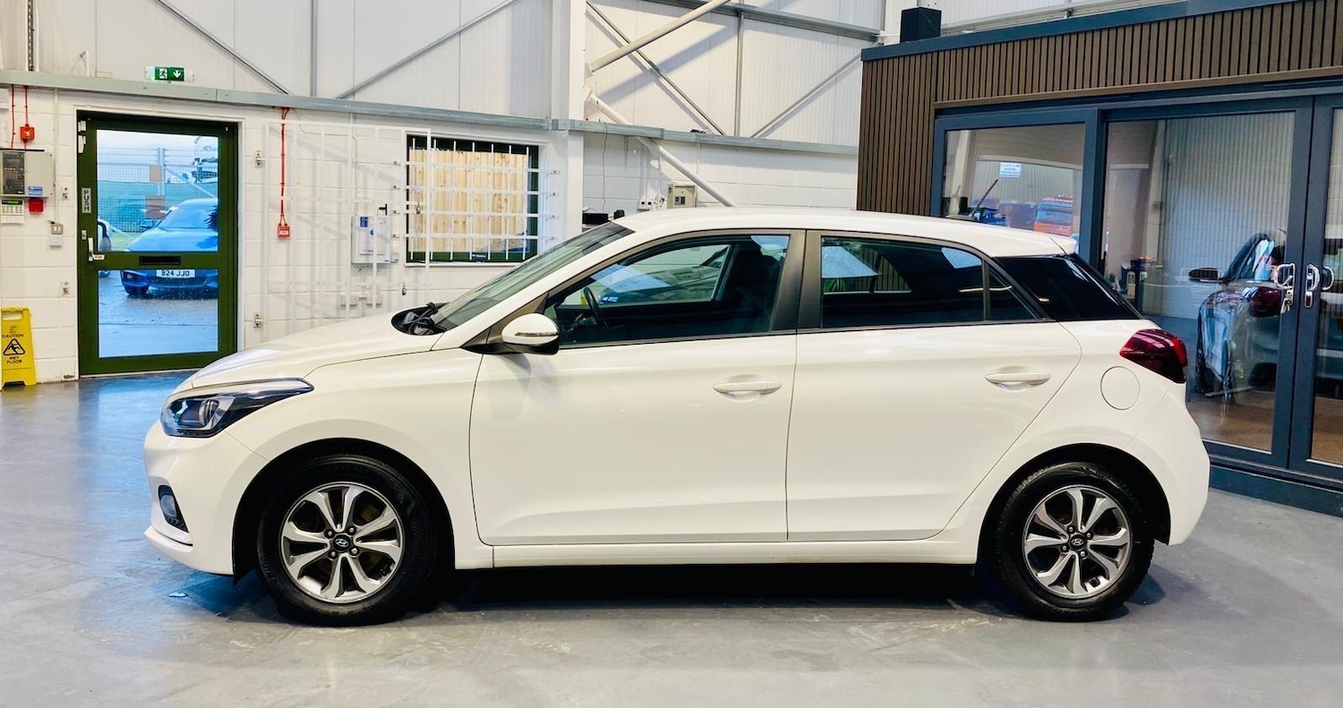 Used Hyundai i20 2019 for sale - 77351730: Photo 2