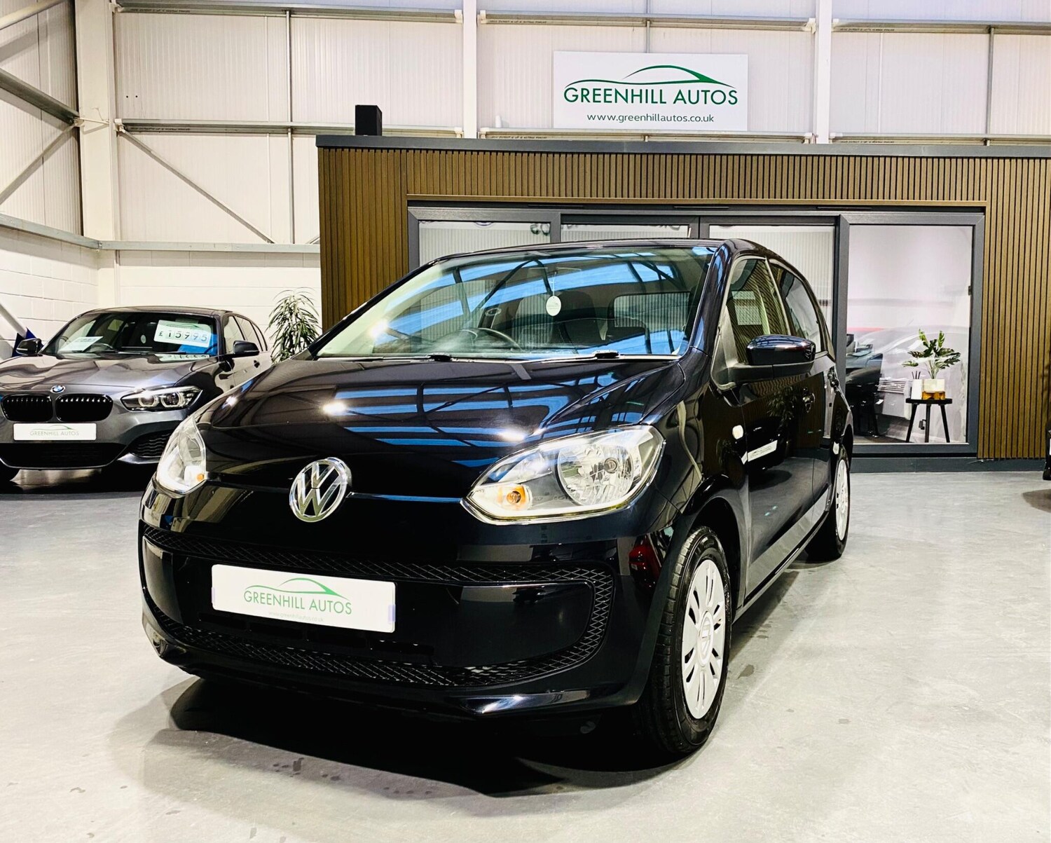 Used Volkswagen up! 2016 for sale - 76592481: Photo 1