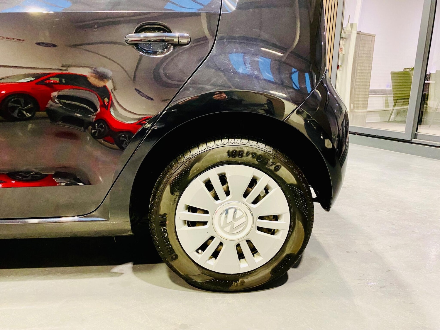 Used Volkswagen up! 2016 for sale - 76592481: Photo 24