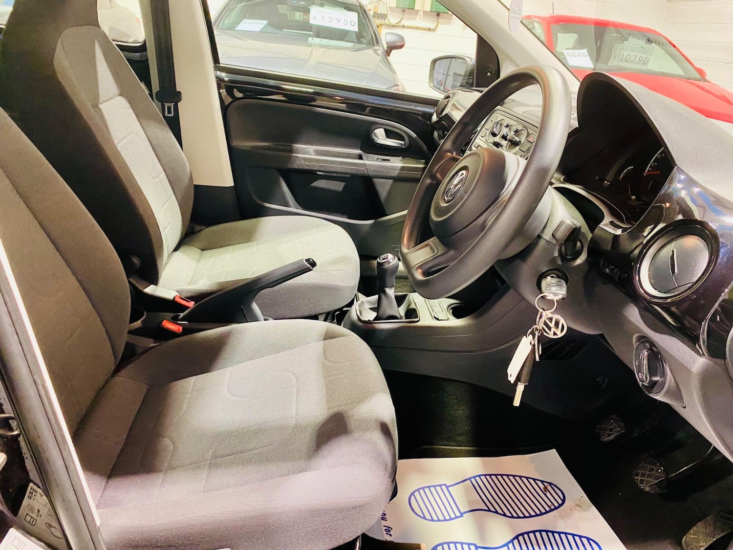 Used Volkswagen up! 2016 for sale - 76592481: Photo 27